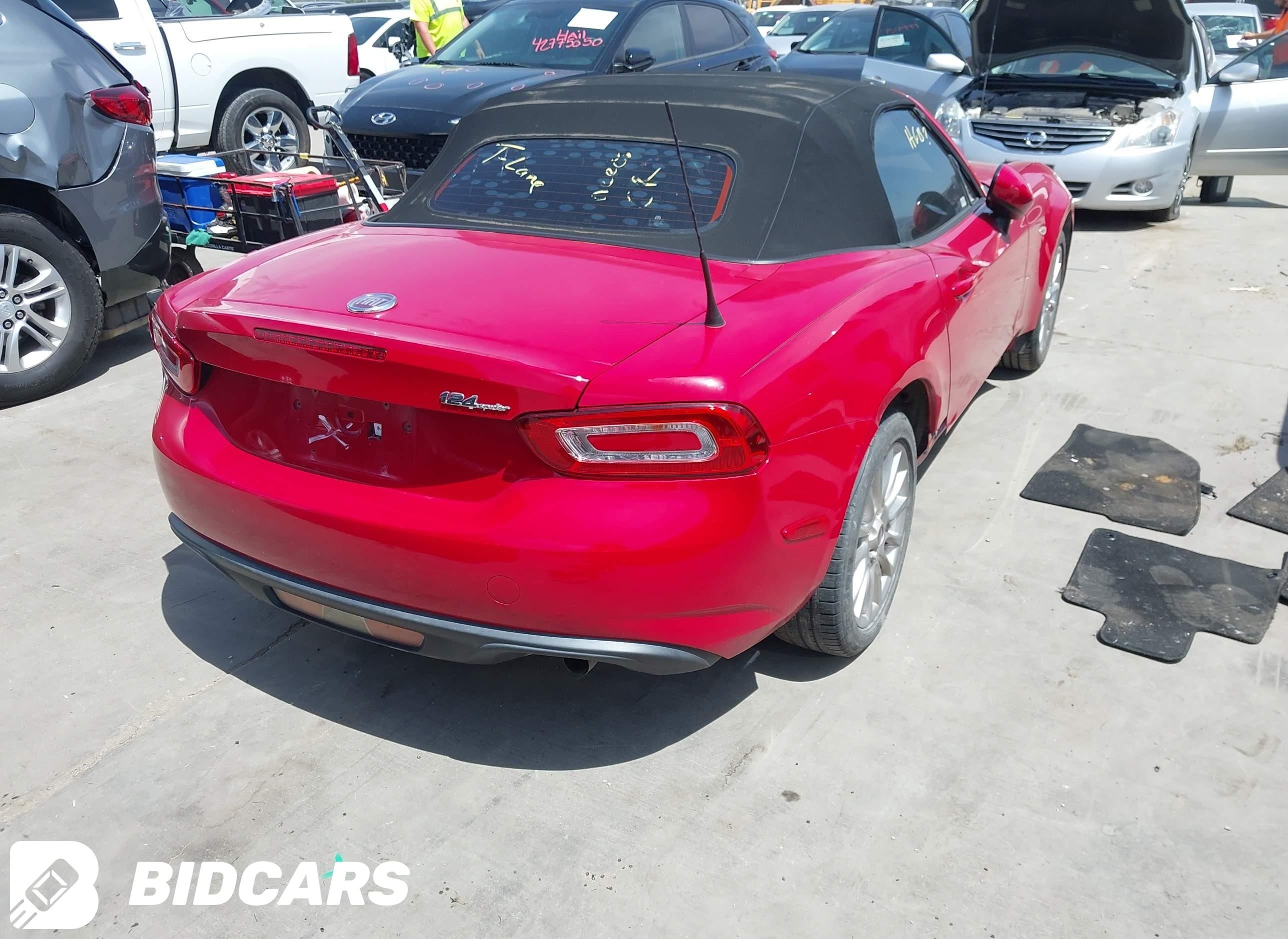 2017 Fiat 124 Spider, Classica