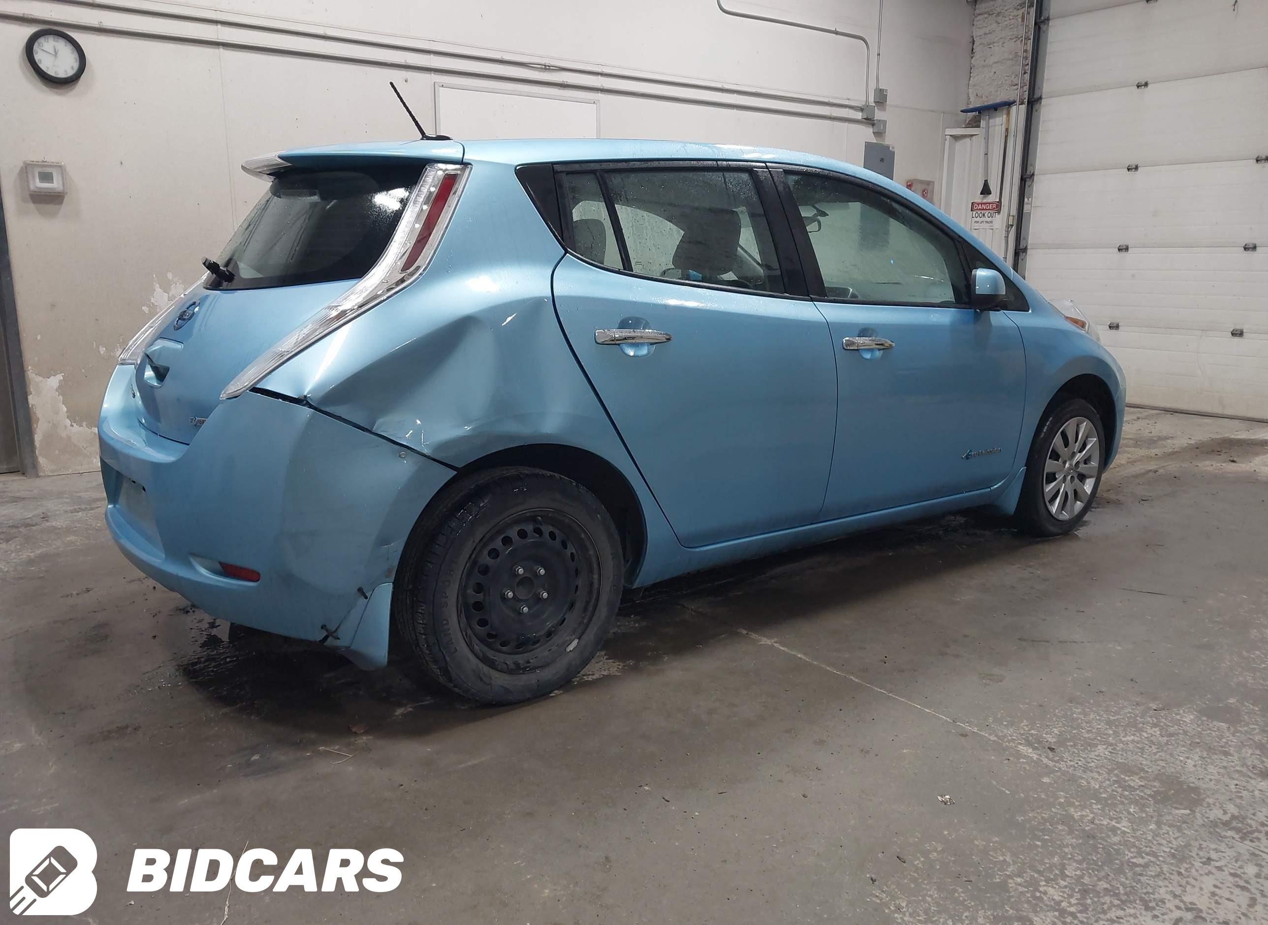 2015 Nissan Leaf, S