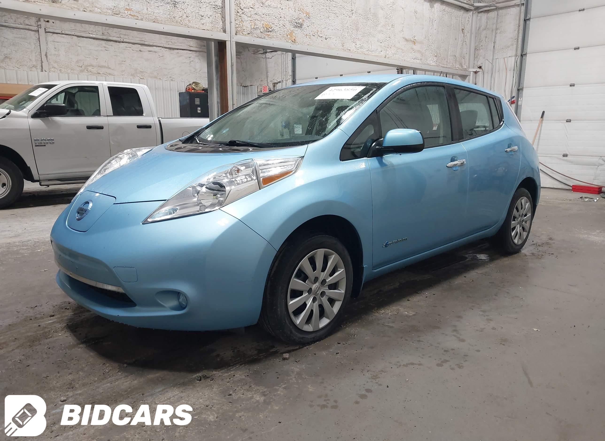 2015 Nissan Leaf, S