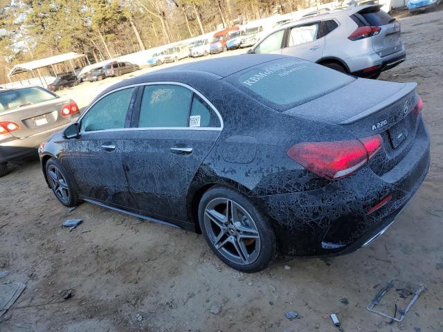 2022 MERCEDES-BENZ A 220