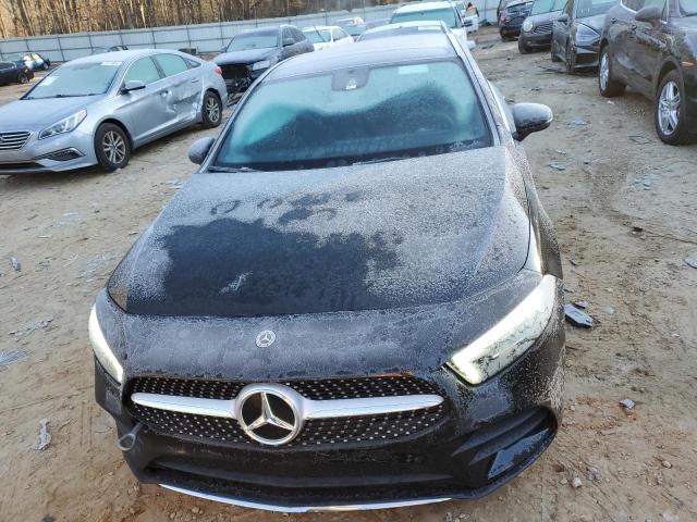 2022 MERCEDES-BENZ A 220