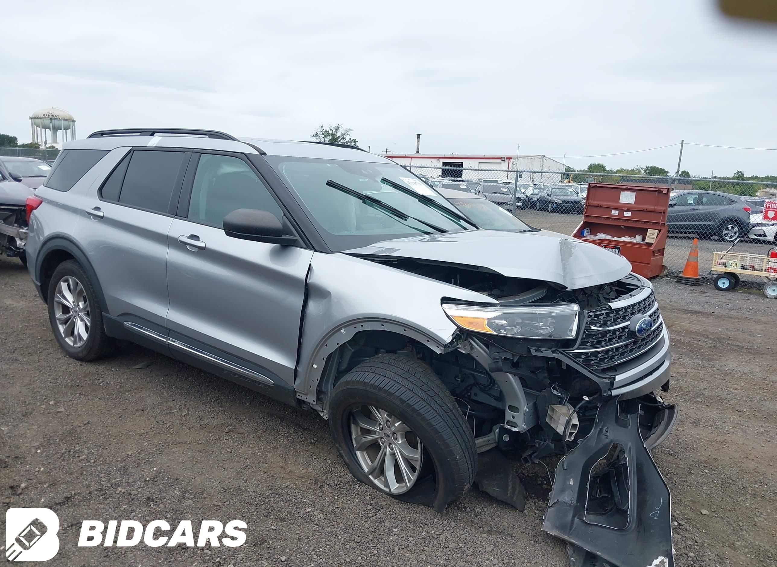 2020 Ford Explorer, Xlt