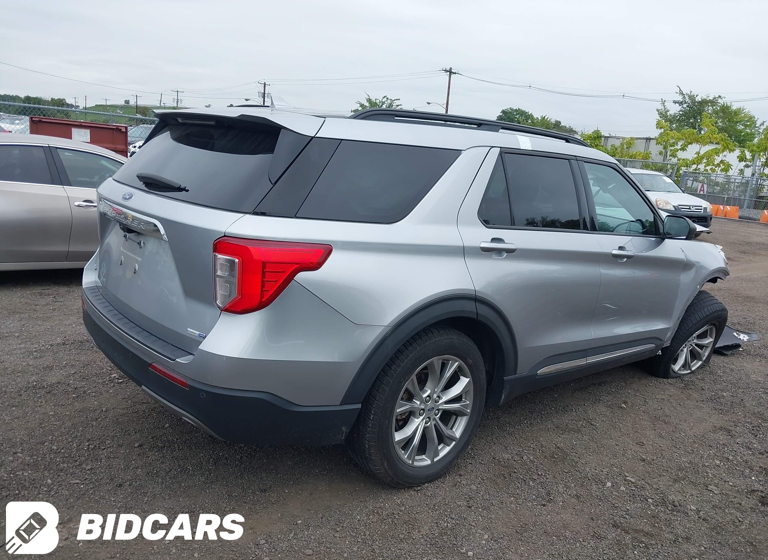 2020 Ford Explorer, Xlt