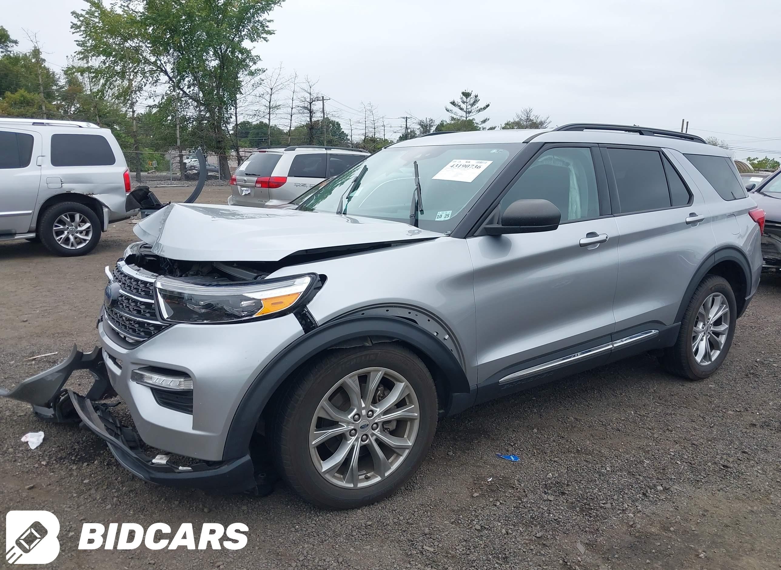 2020 Ford Explorer, Xlt