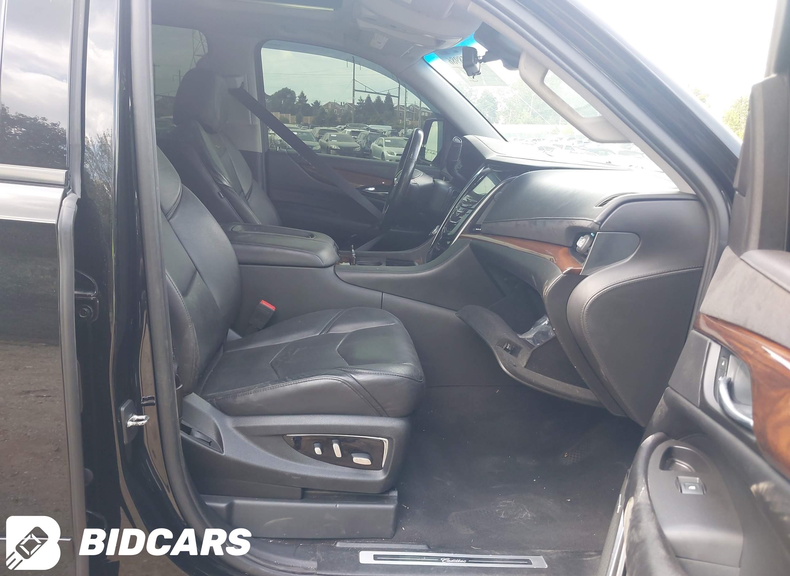 2019 Cadillac Escalade, Esv L...