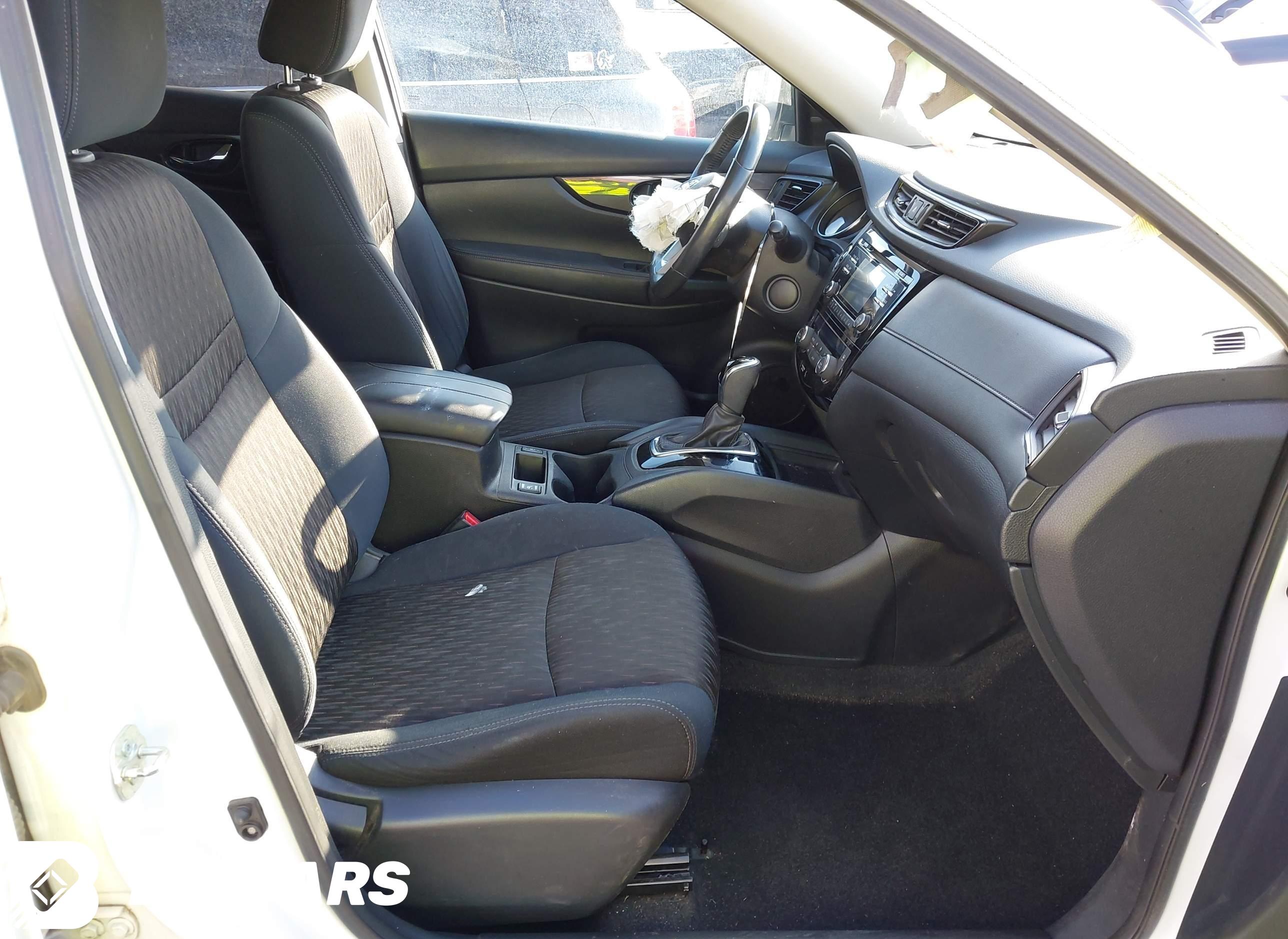 2017 Nissan Rogue, SV