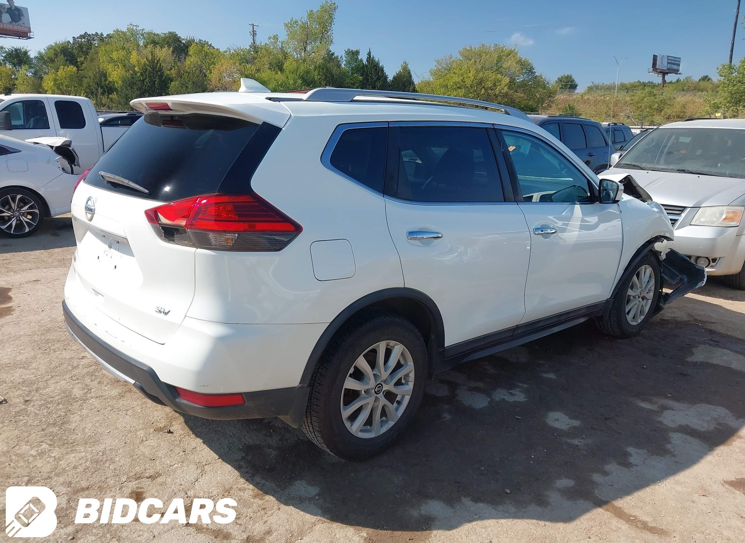 2017 Nissan Rogue, SV