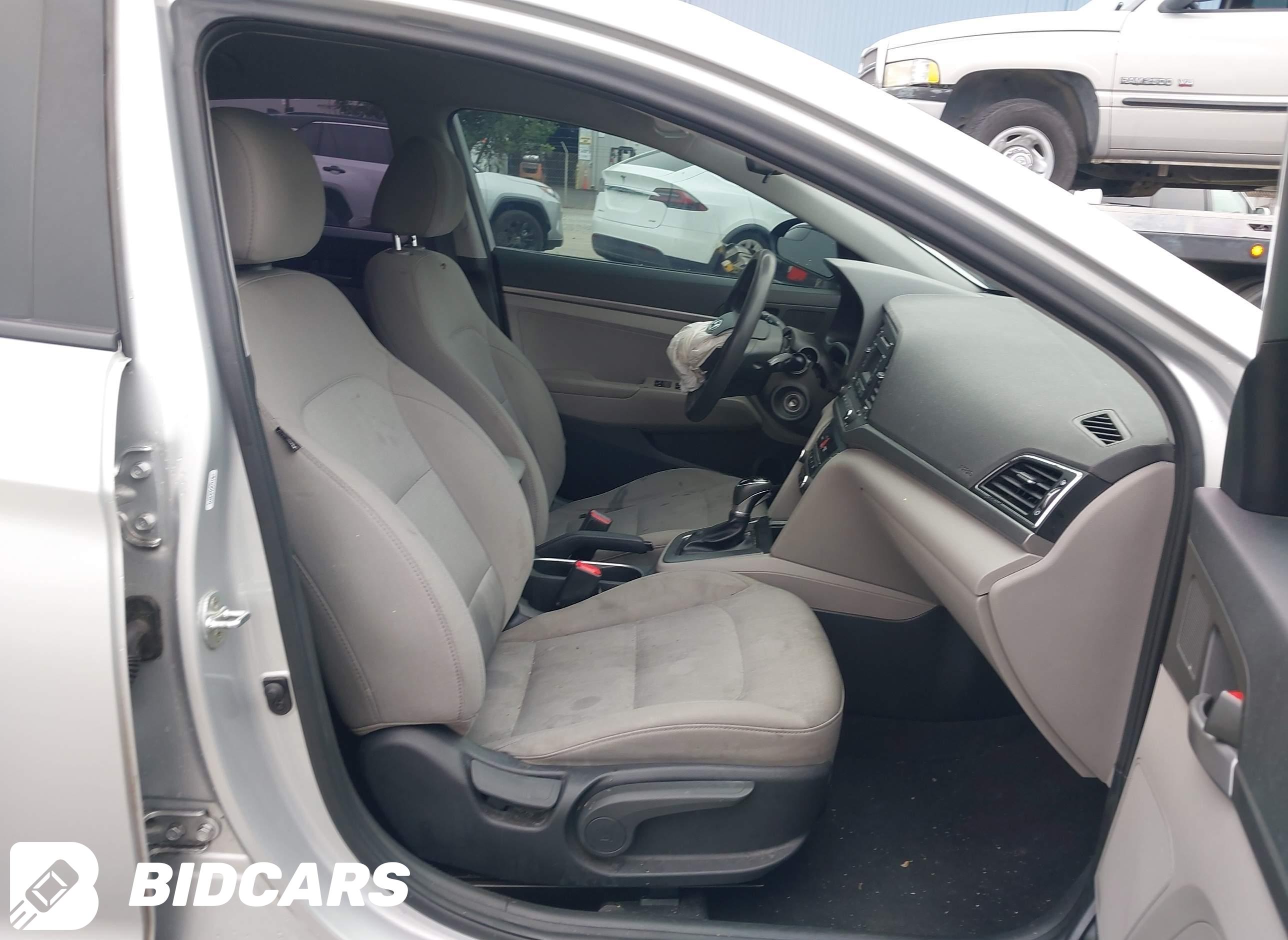 2017 Hyundai Elantra, SE