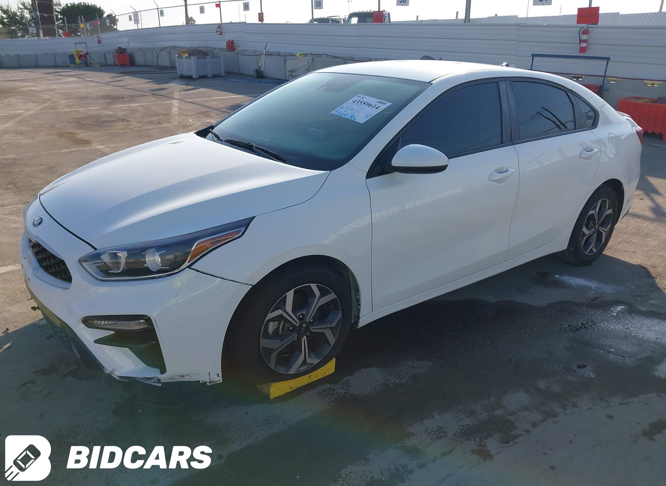 2019 KIA Forte, Lxs