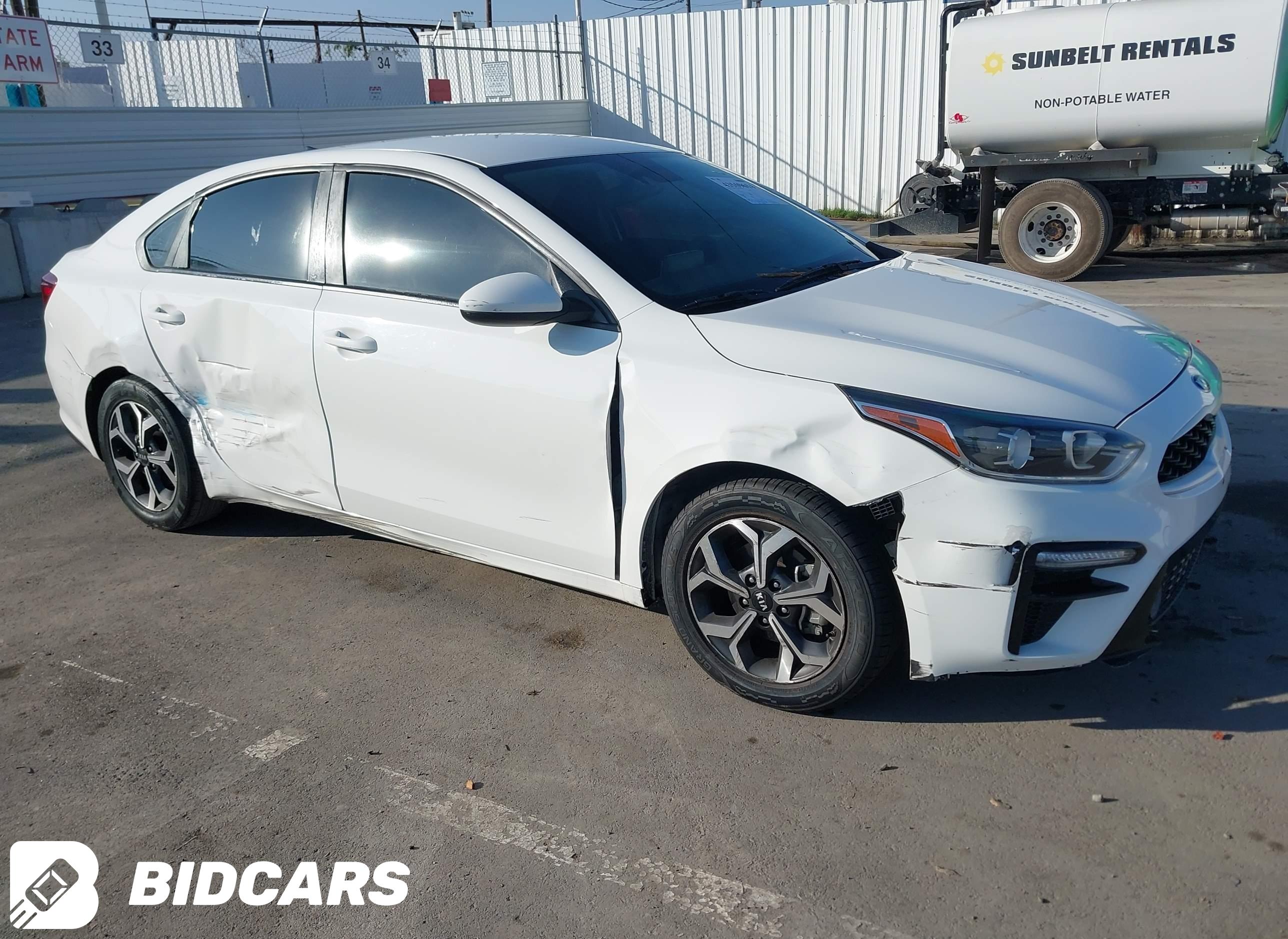 2019 KIA Forte, Lxs