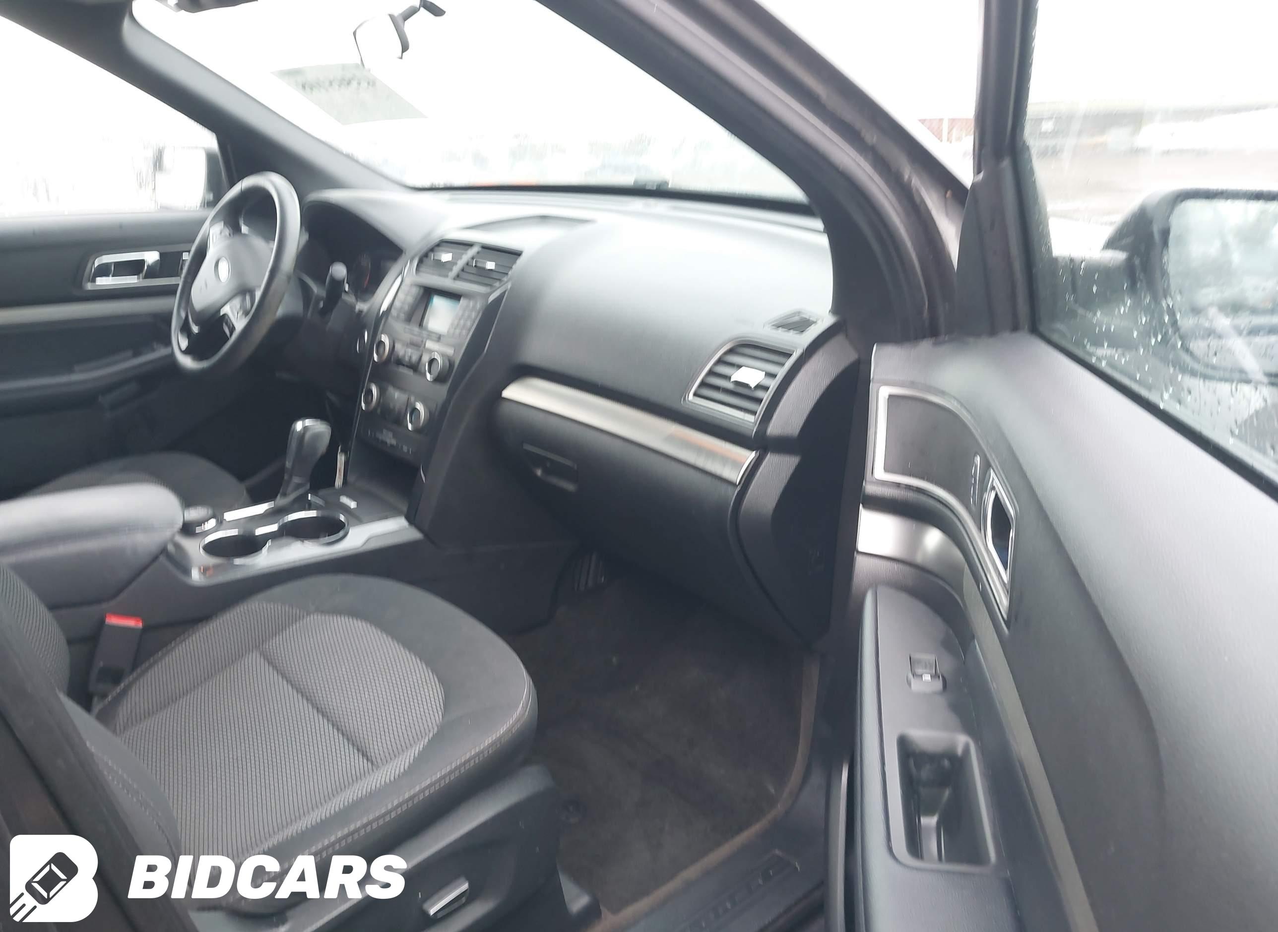 2018 Ford Explorer, Xlt