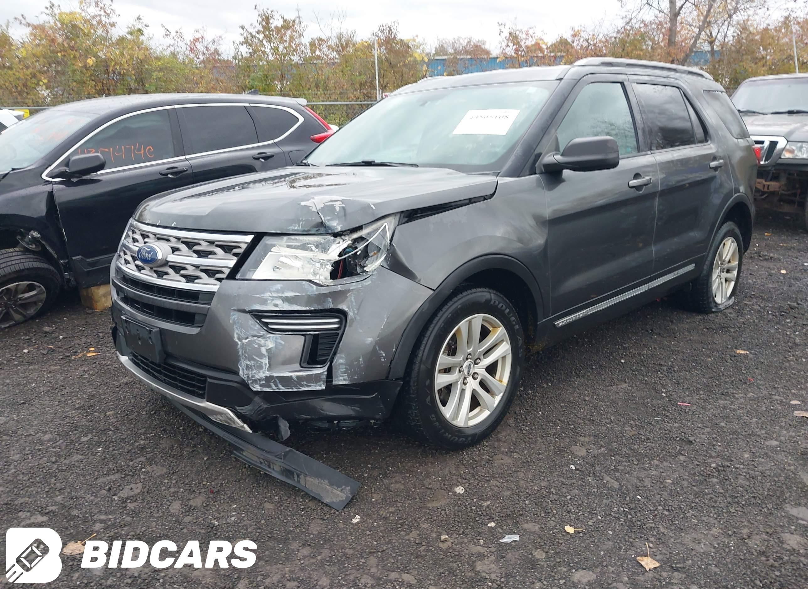 2018 Ford Explorer, Xlt