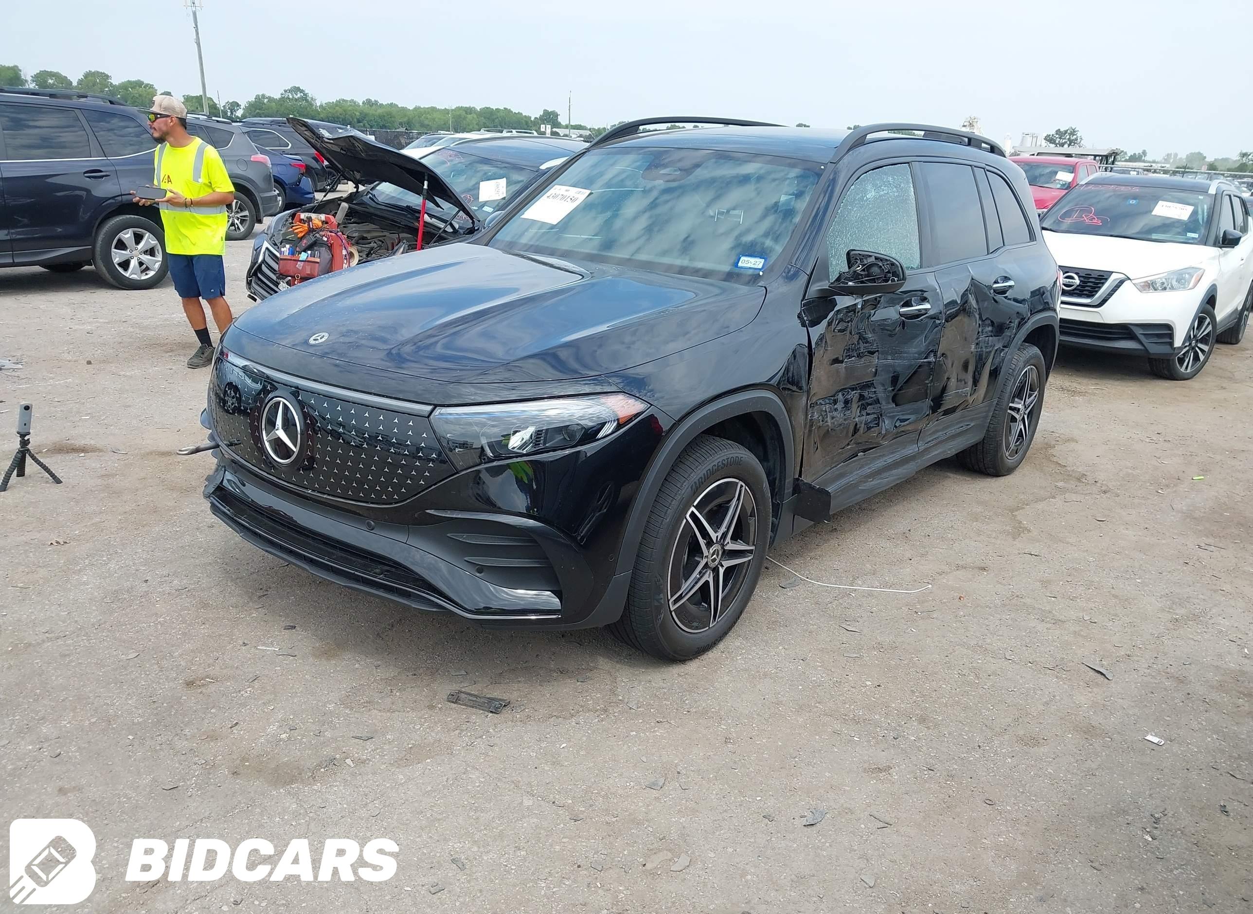 2024 Mercedes-Benz Eqb 300 Su...