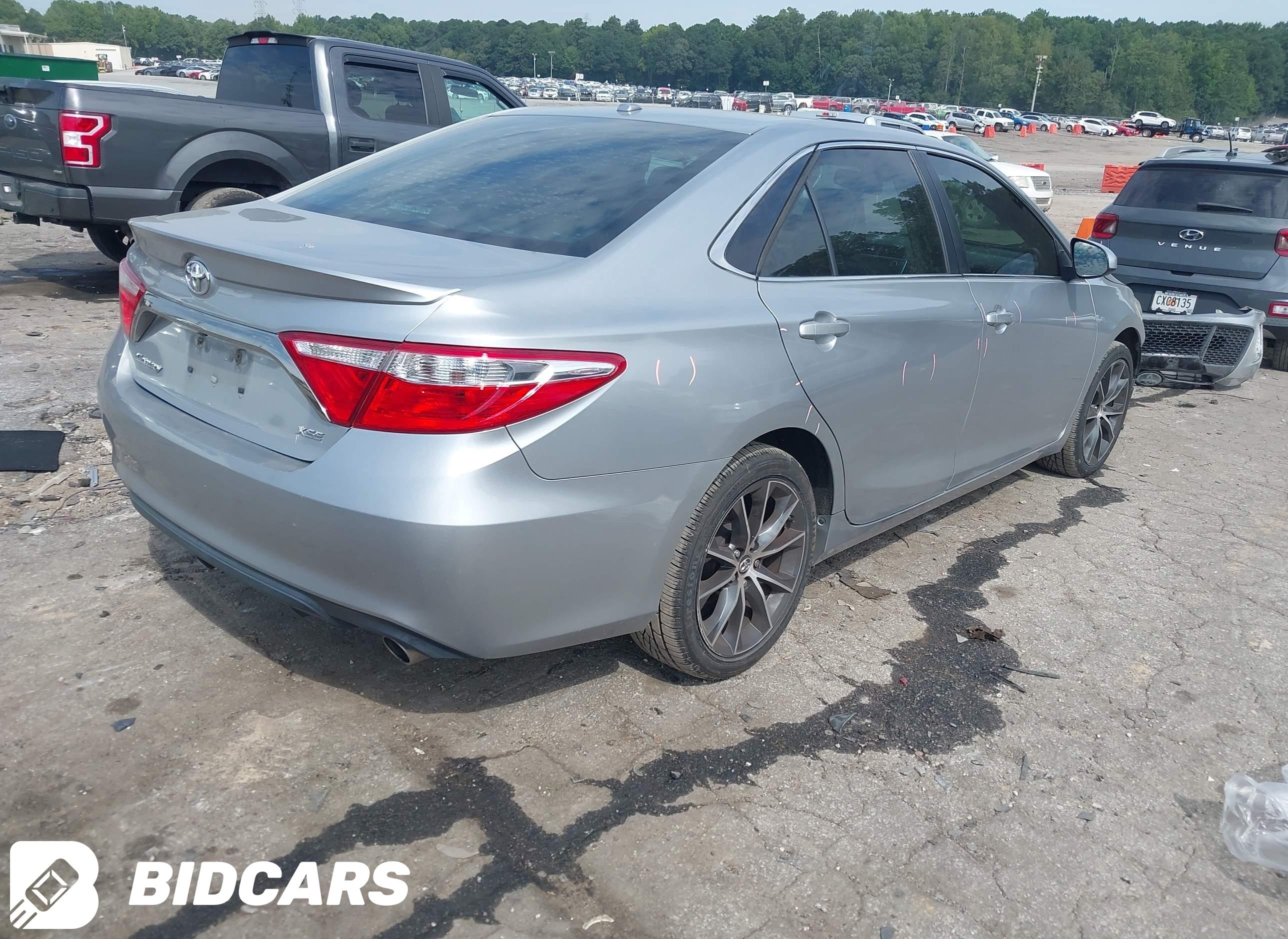 2016 Toyota Camry, Xse