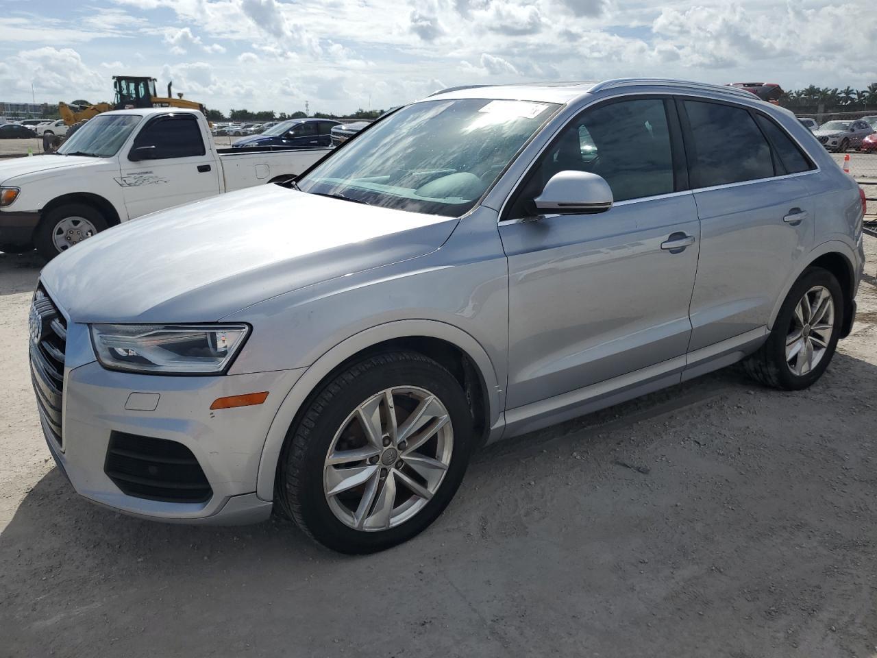 2016 Audi Q3, Premium Plus