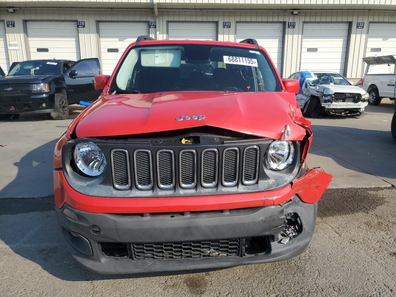 2016 Jeep Renegade, Latitude