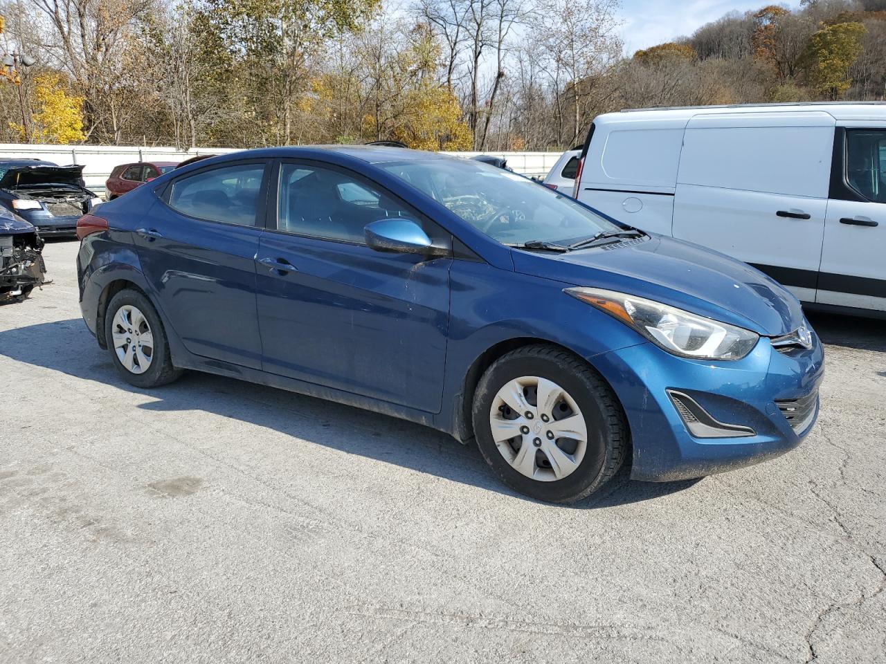 2016 Hyundai Elantra, SE
