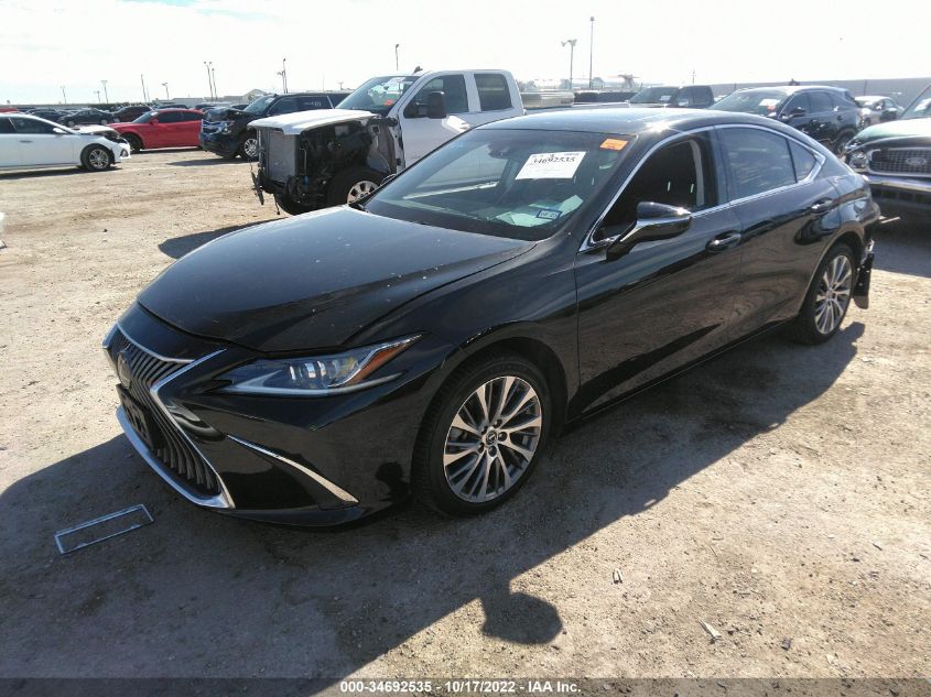 LEXUS ES  , 2019