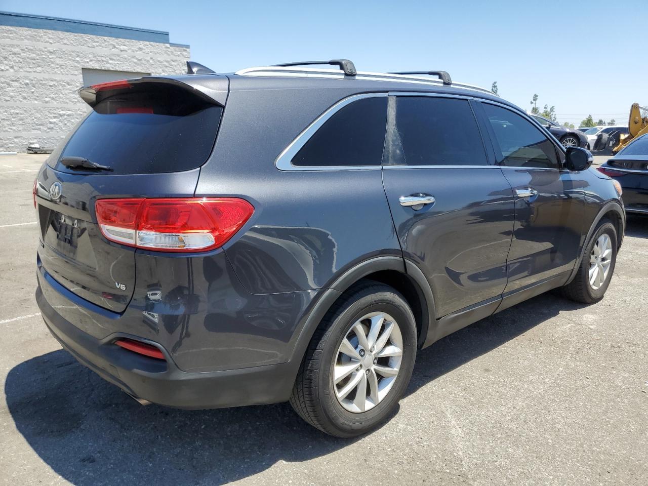 2017 KIA Sorento, LX