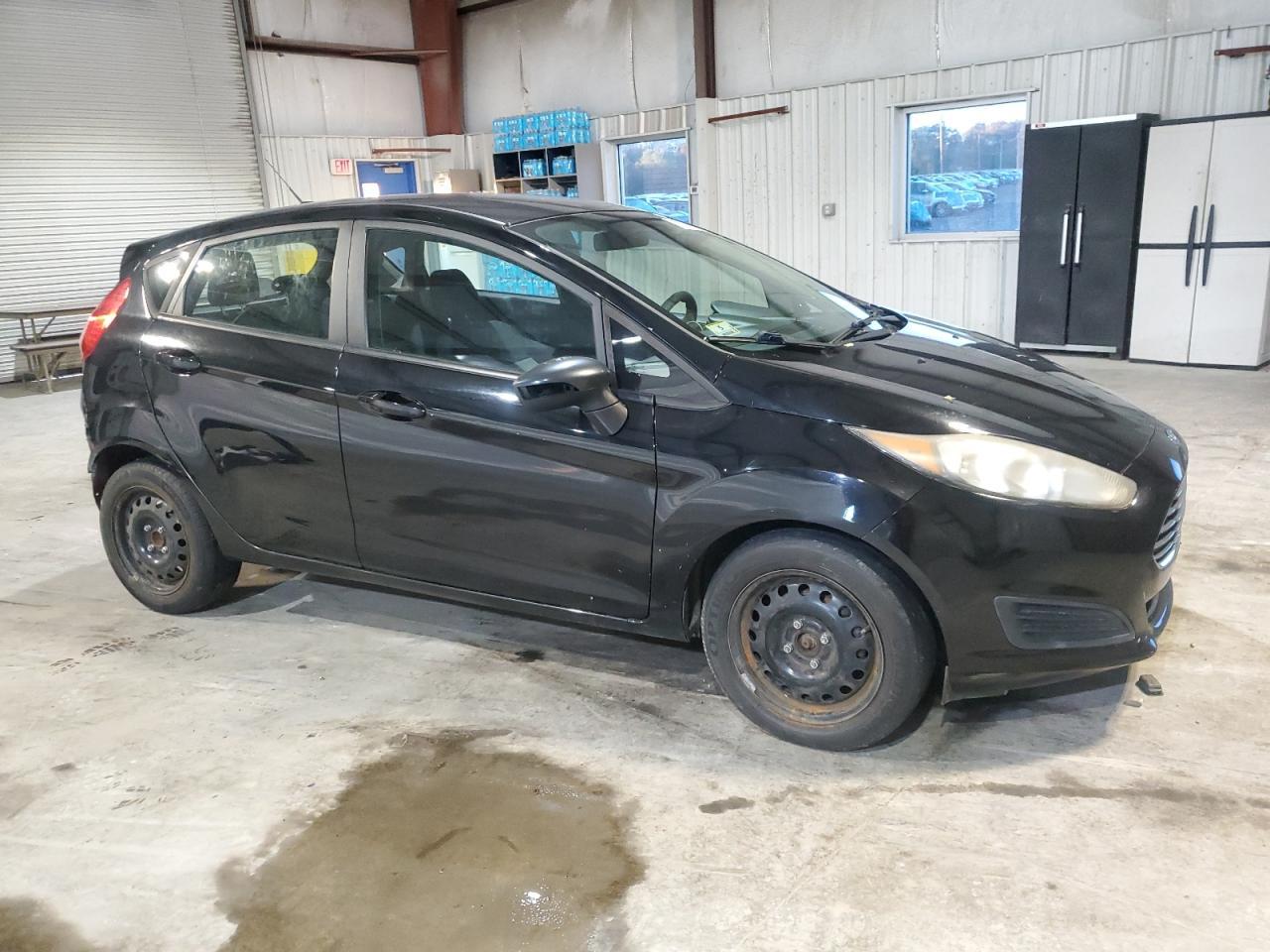 2016 Ford Fiesta, S