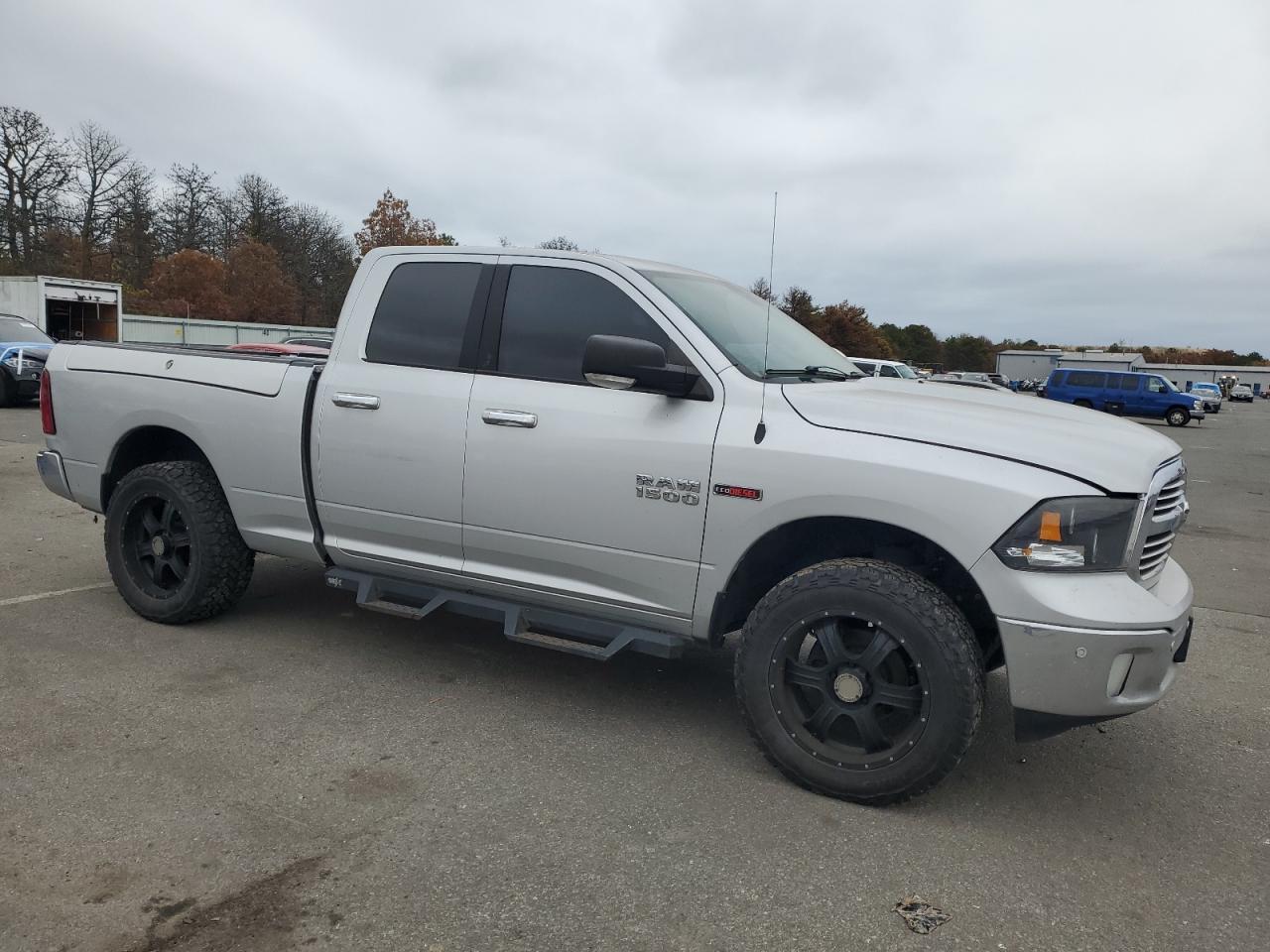2016 RAM 1500, Slt