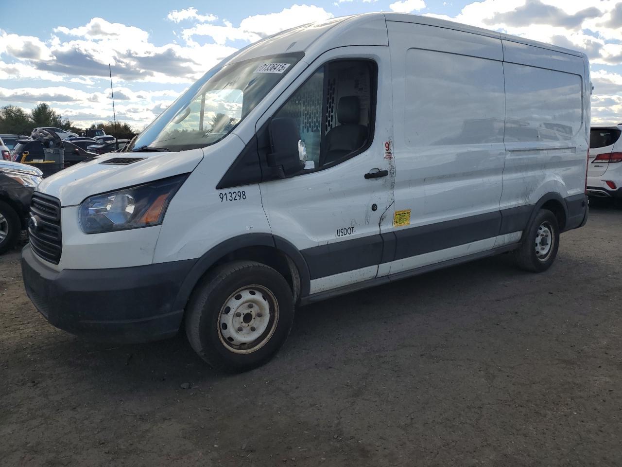 2019 Ford Transit, T-150