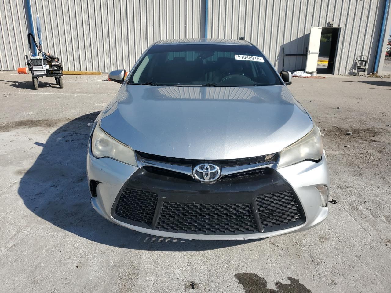 2017 Toyota Camry, LE