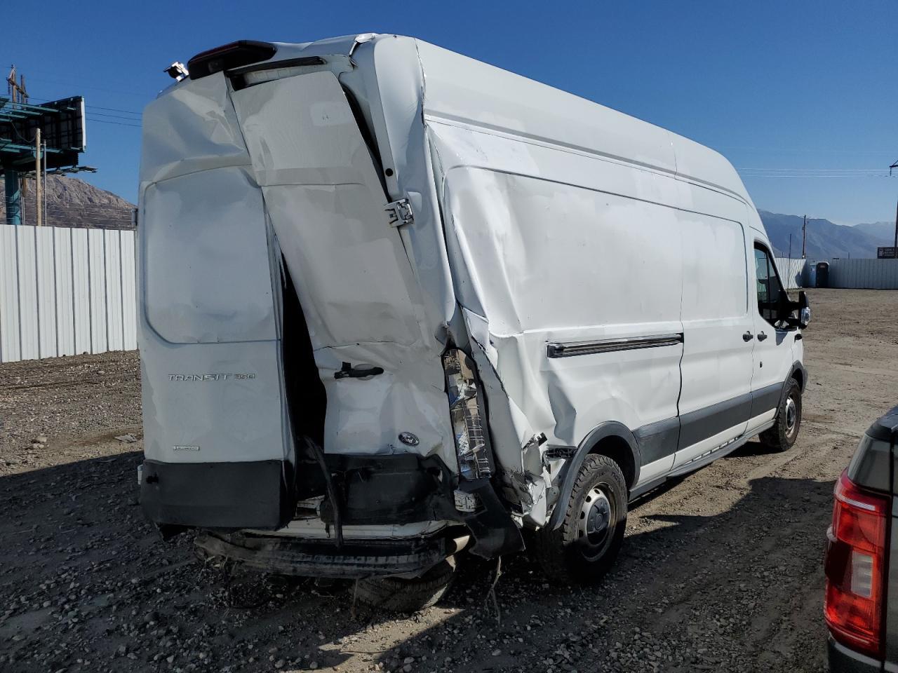 2018 Ford Transit, T-350
