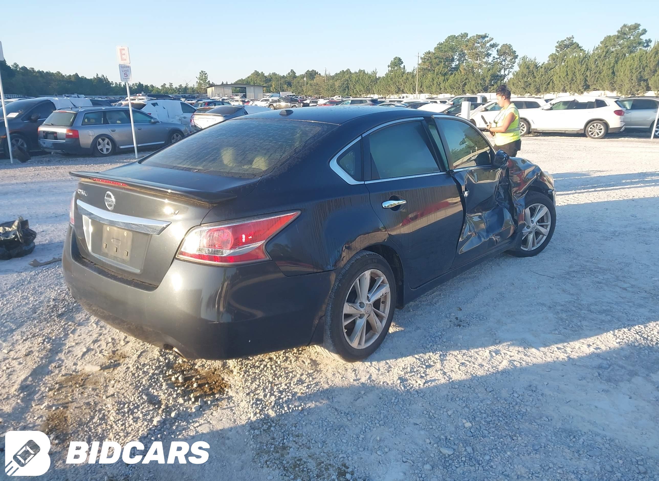 2015 Nissan Altima, 2.5 SV