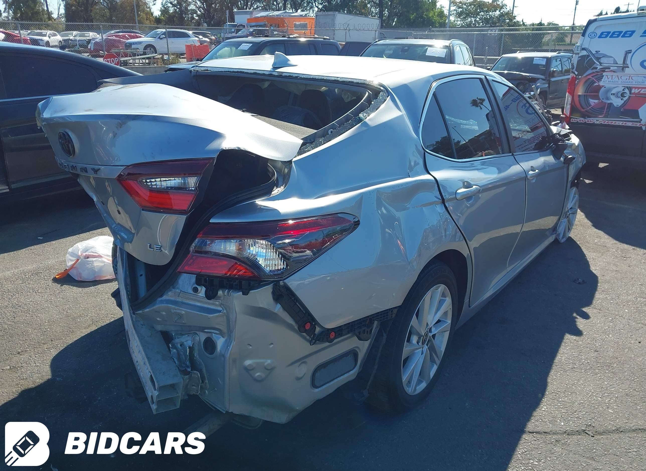 2021 Toyota Camry, LE