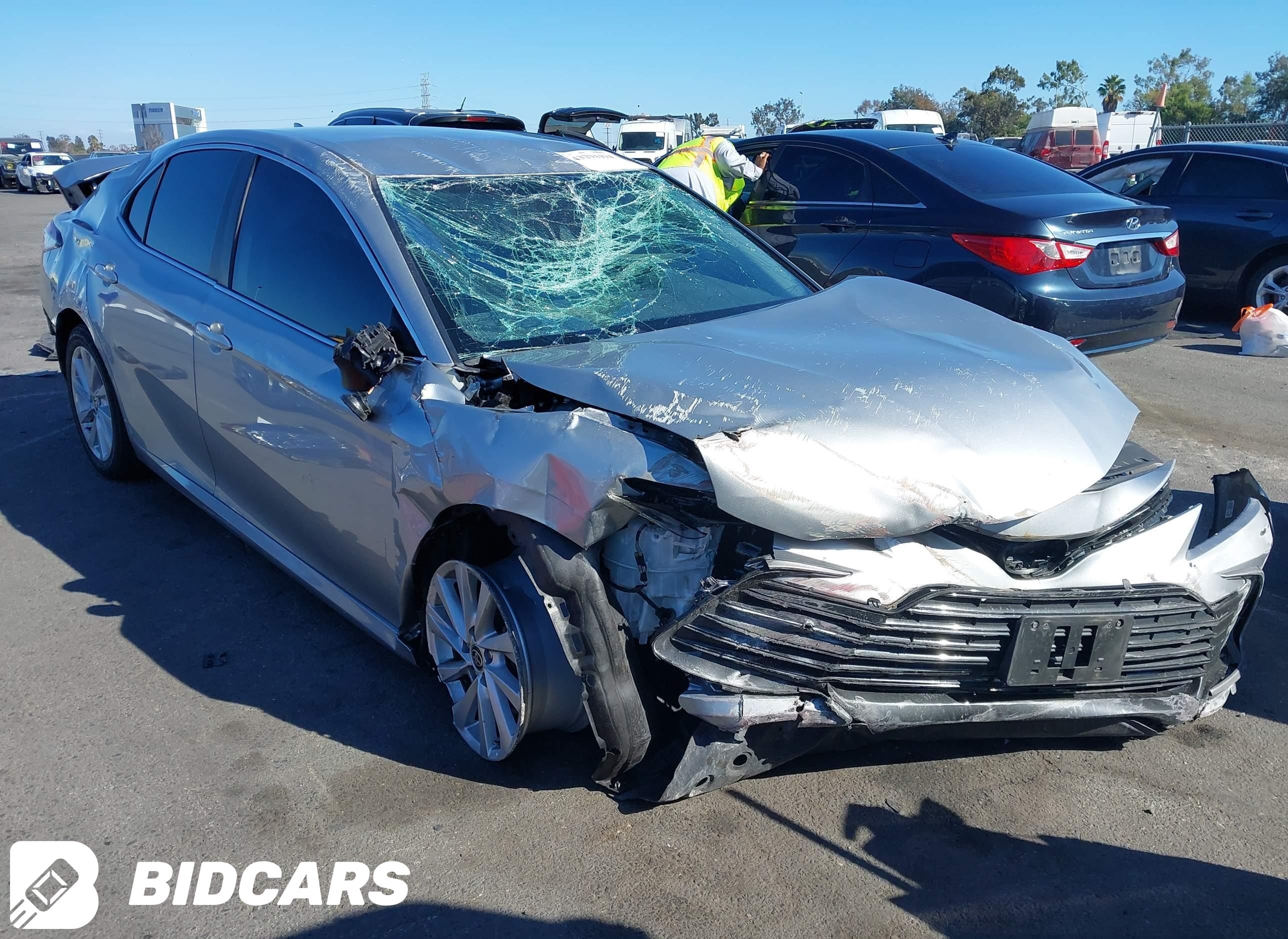 2021 Toyota Camry, LE