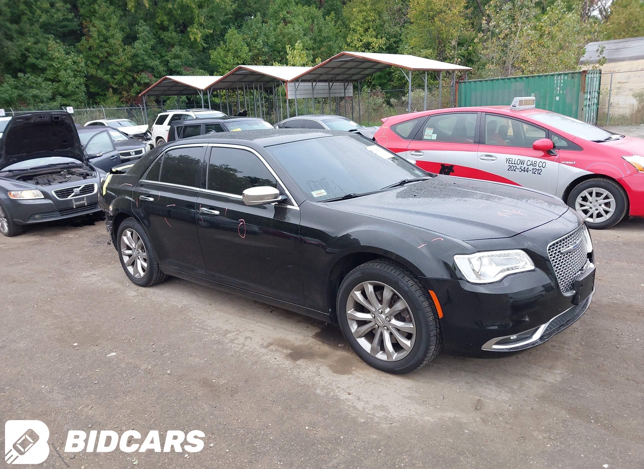 2017 Chrysler 300C, Awd