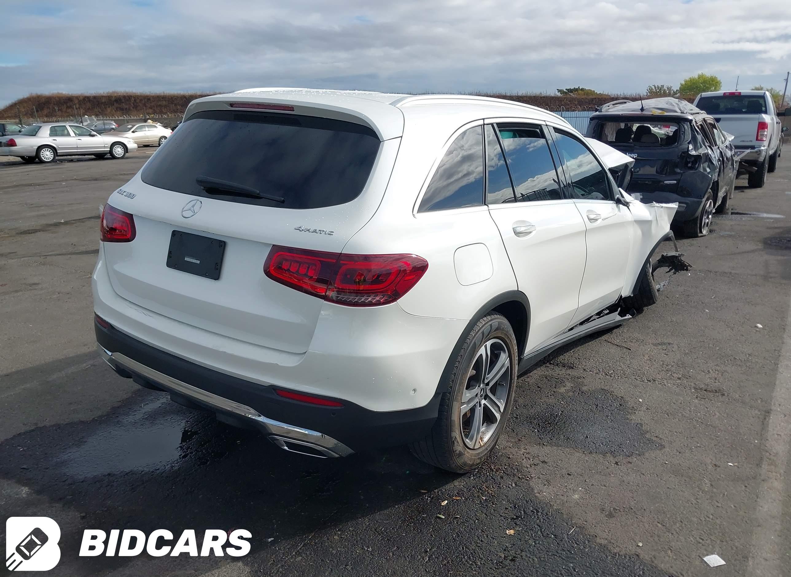 2021 Mercedes-Benz GLC 300, 4...