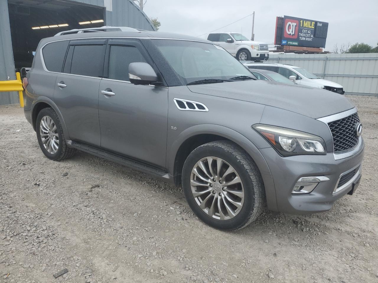 2015 Infiniti QX80
