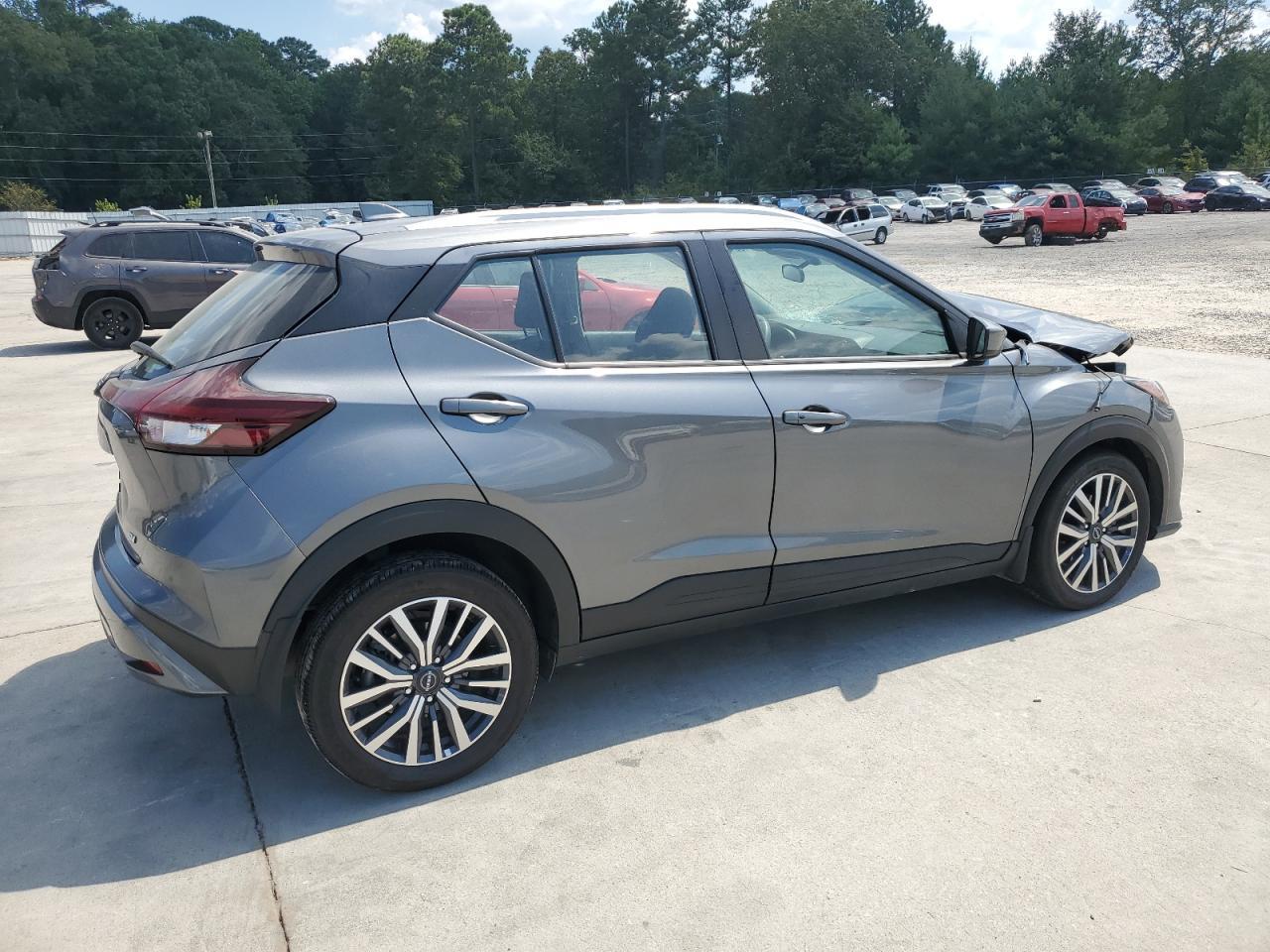 2023 Nissan Kicks, SV