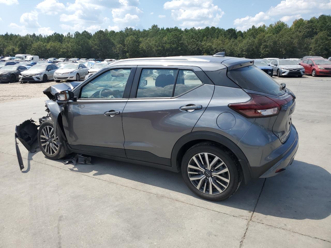 2023 Nissan Kicks, SV