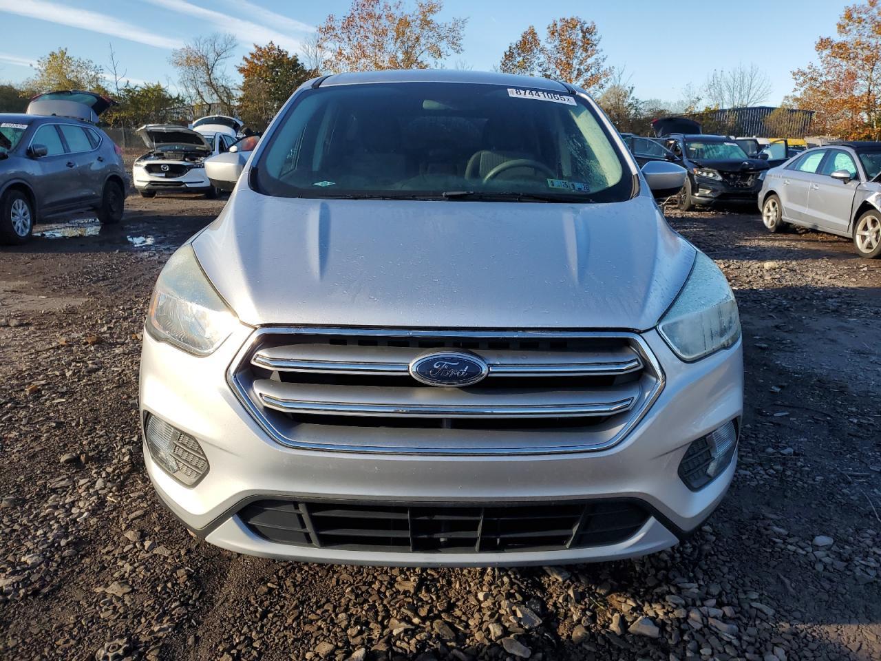 2017 Ford Escape, SE