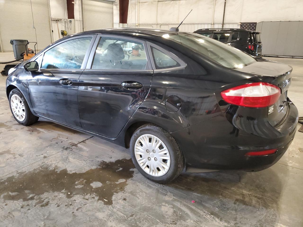2016 Ford Fiesta, S