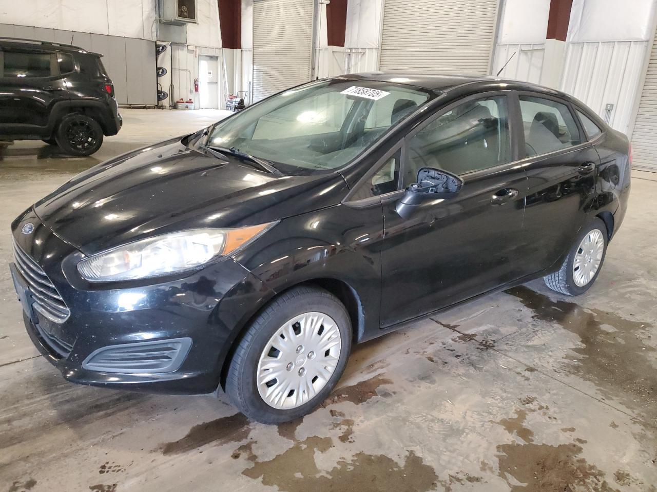 2016 Ford Fiesta, S