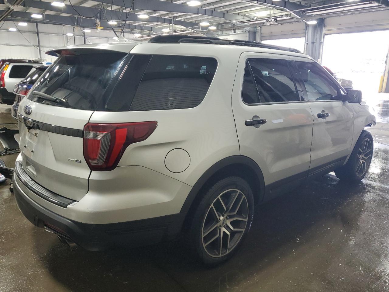 2018 Ford Explorer, Sport