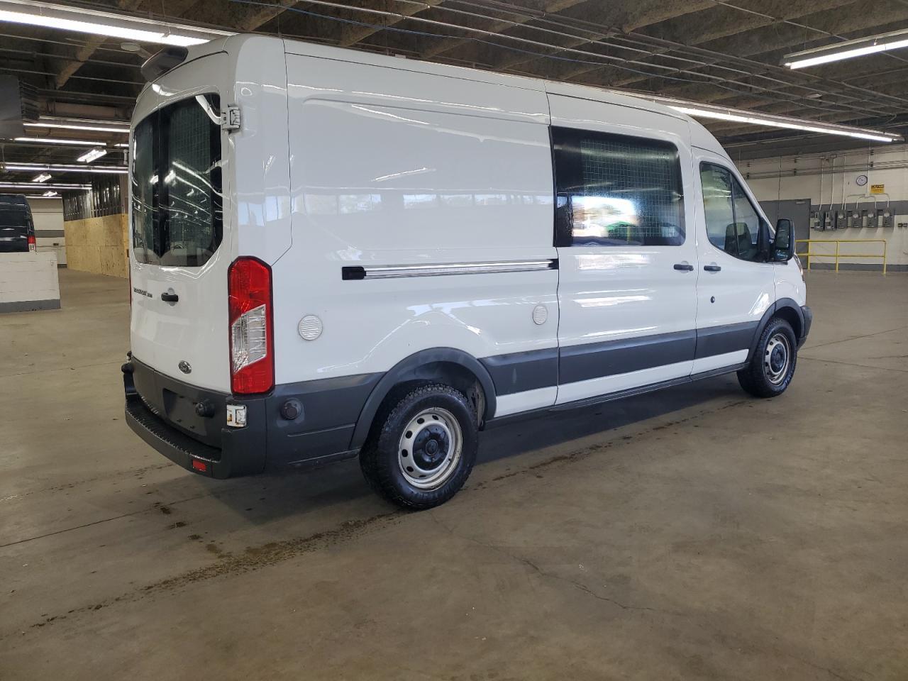 2018 Ford Transit, T-350