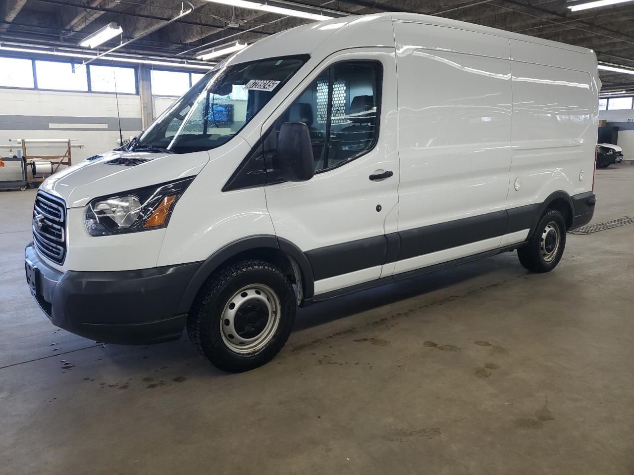 2018 Ford Transit, T-350