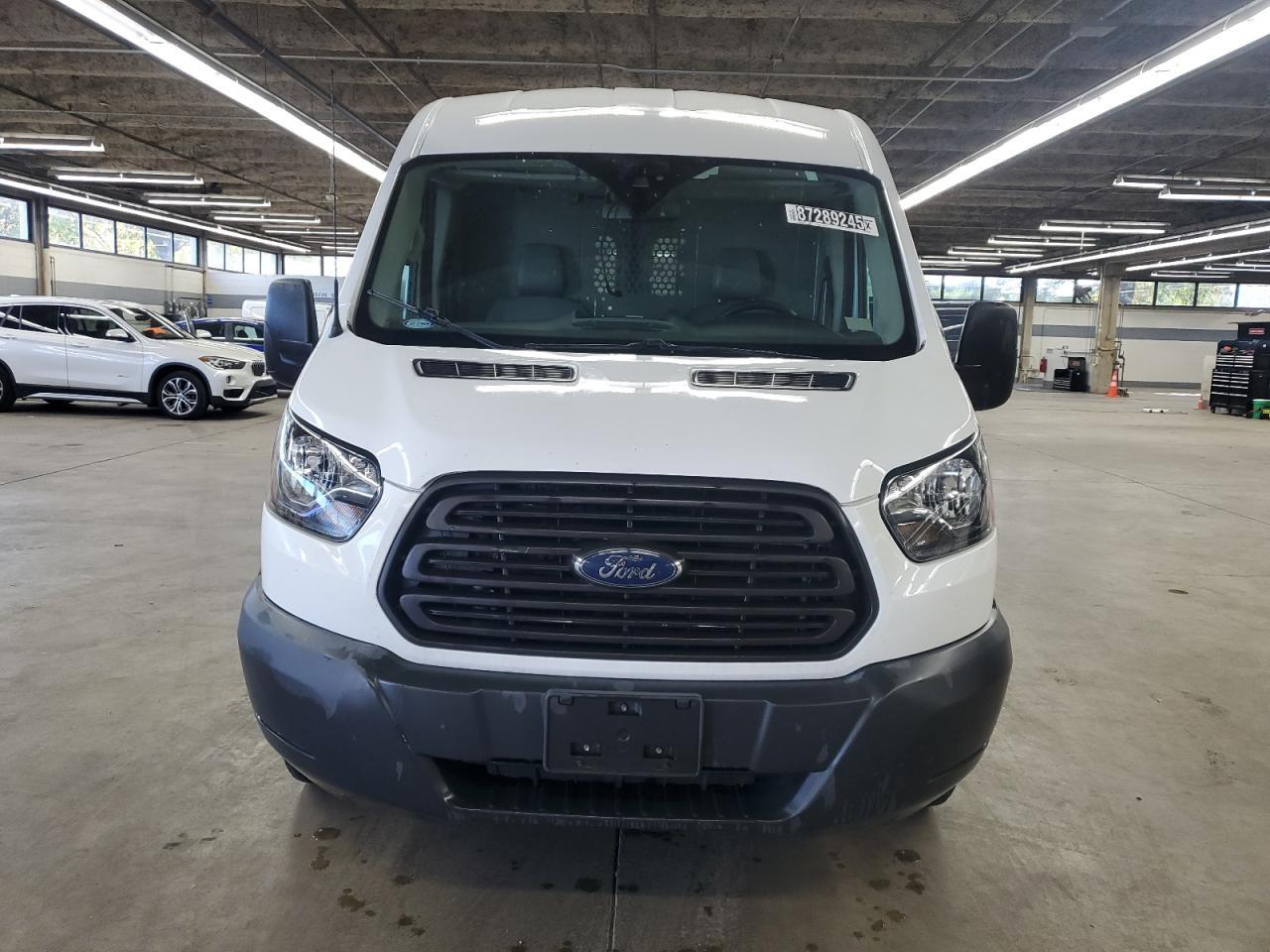 2018 Ford Transit, T-350