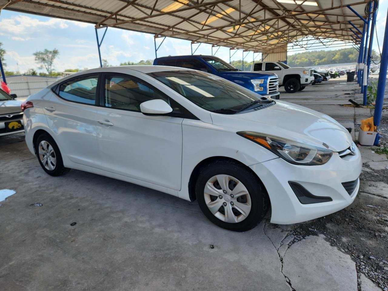 2016 Hyundai Elantra, SE