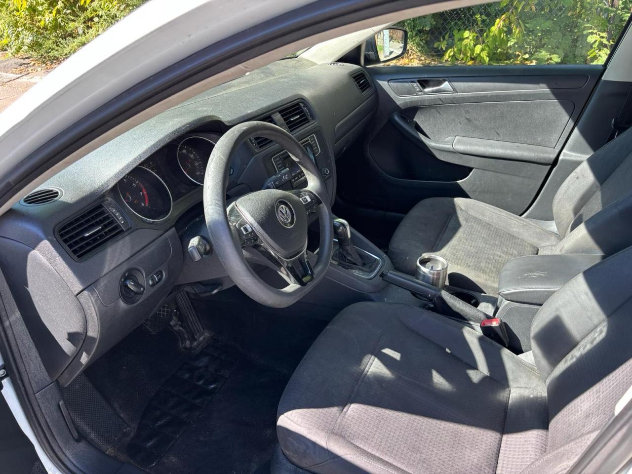 2016 Volkswagen Jetta, S