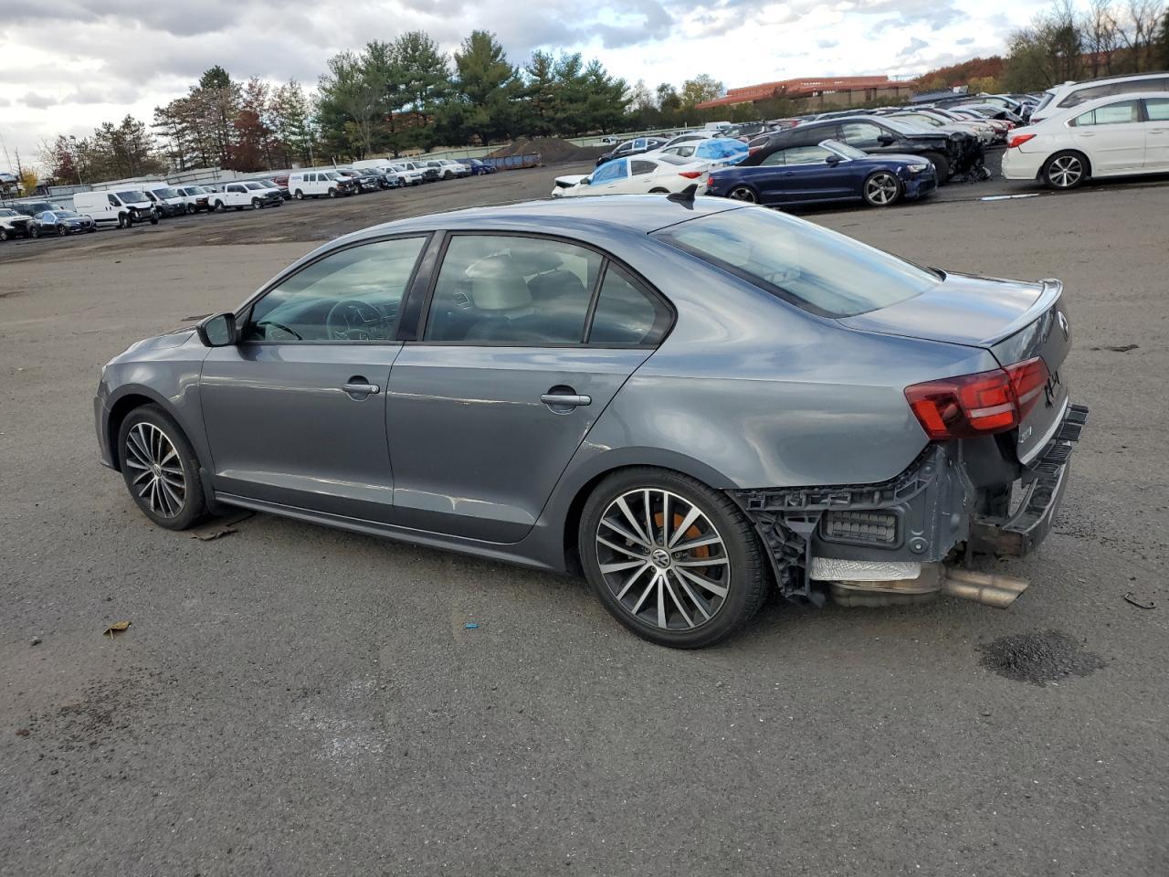 2016 Volkswagen Jetta, Sport