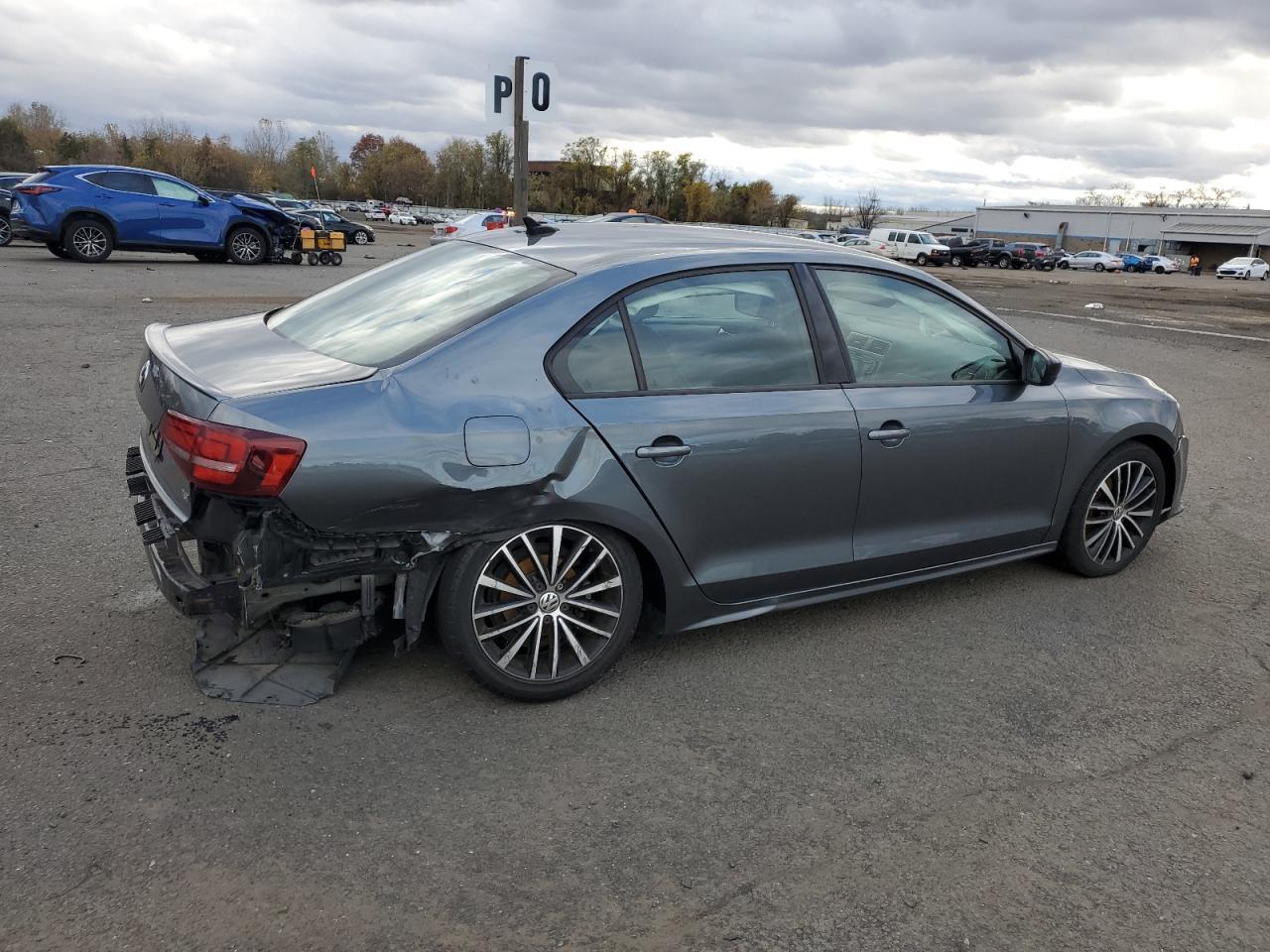 2016 Volkswagen Jetta, Sport