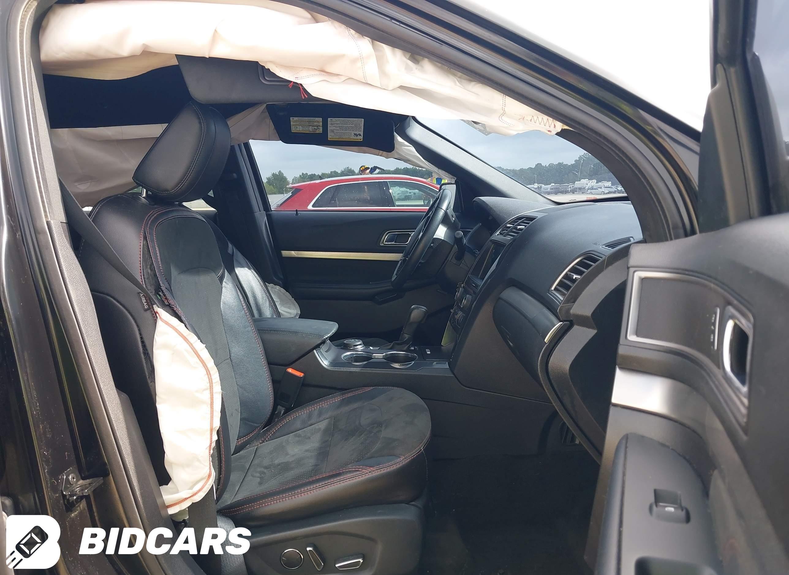 2018 Ford Explorer, Xlt