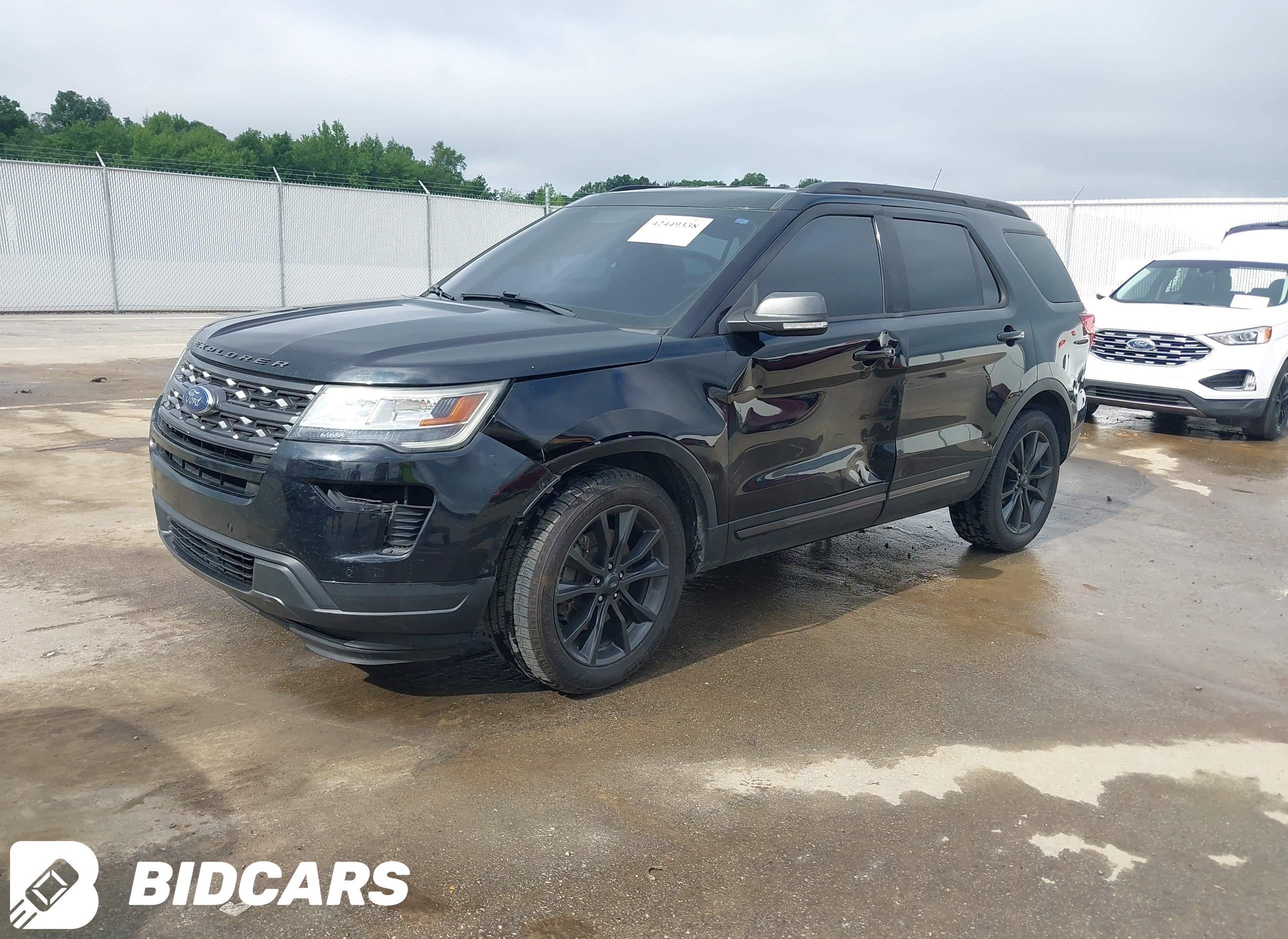 2018 Ford Explorer, Xlt