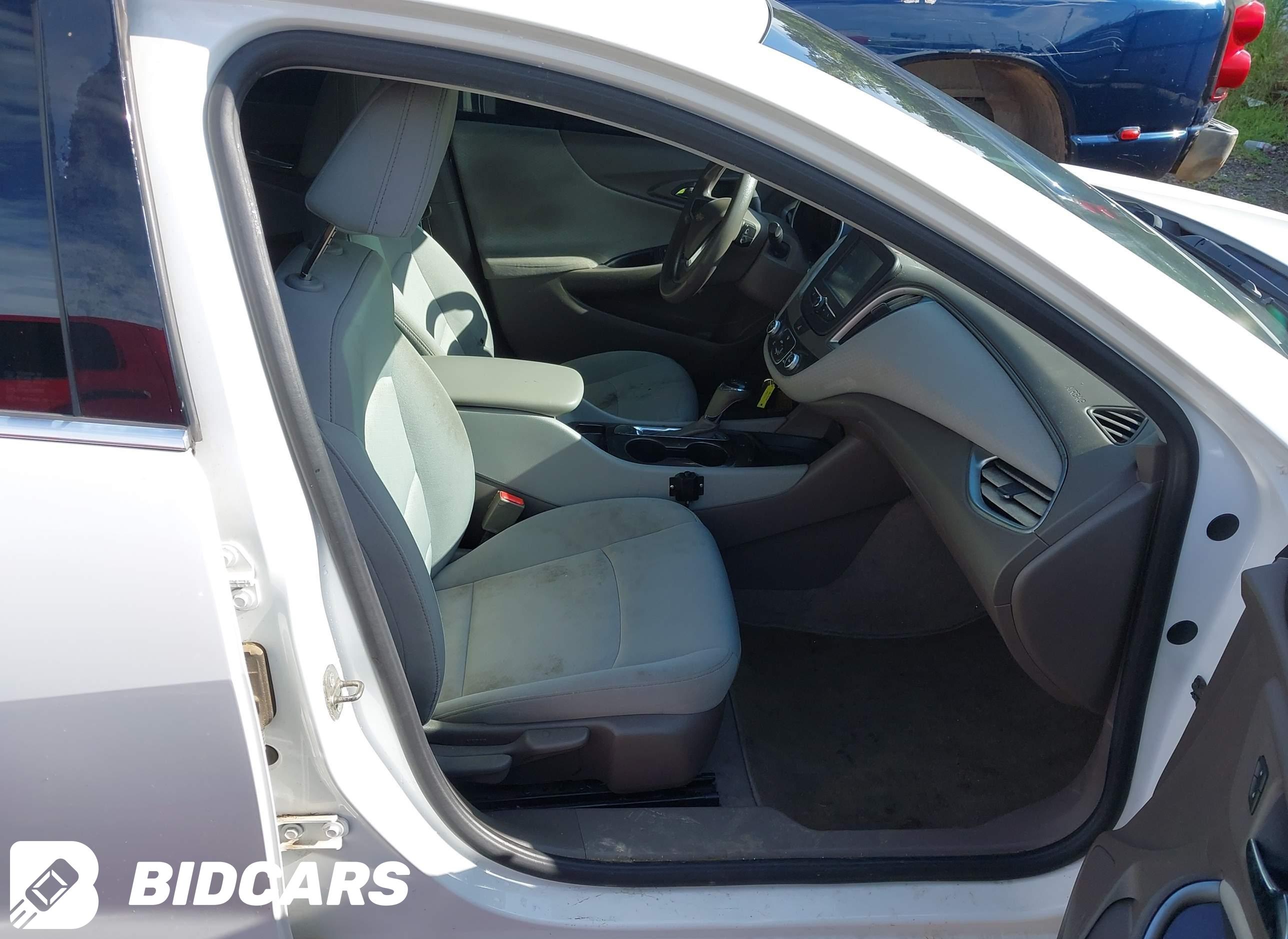 2018 Chevrolet Malibu, 1FL